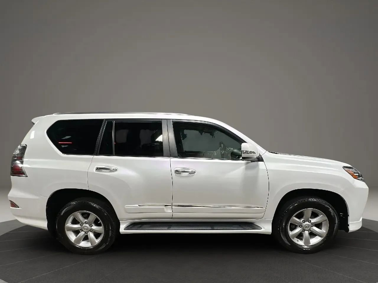Used 2014 Lexus GX 460 image 6