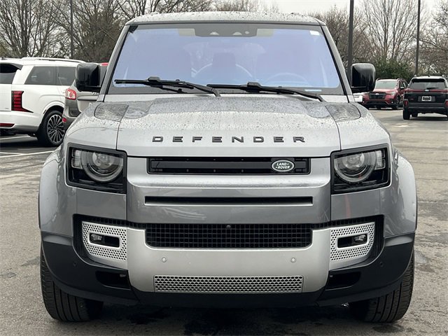 Used 2024 Land Rover Defender 130 S image 31