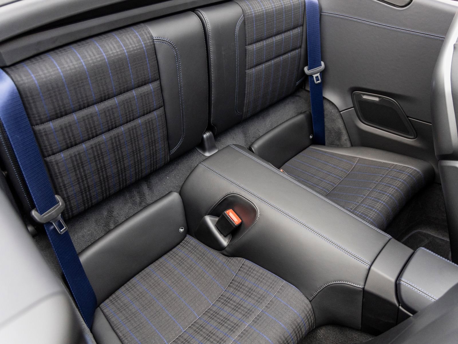 Certified 2026 Porsche 911 Carrera T image 31