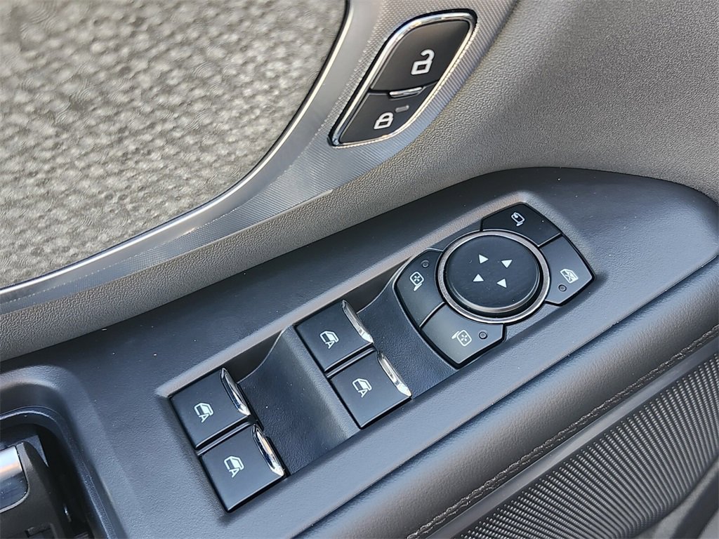 Used 2025 Ford Expedition Tremor image 30