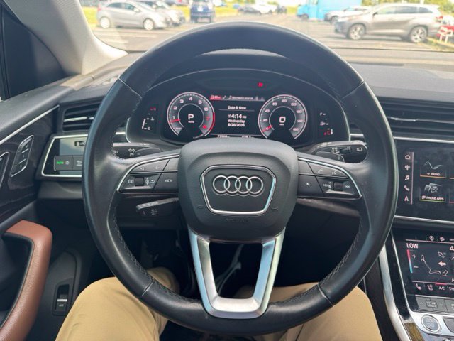 Used 2021 Audi Q8 Premium Plus w/ Premium Plus Package AWD/4WD image 22