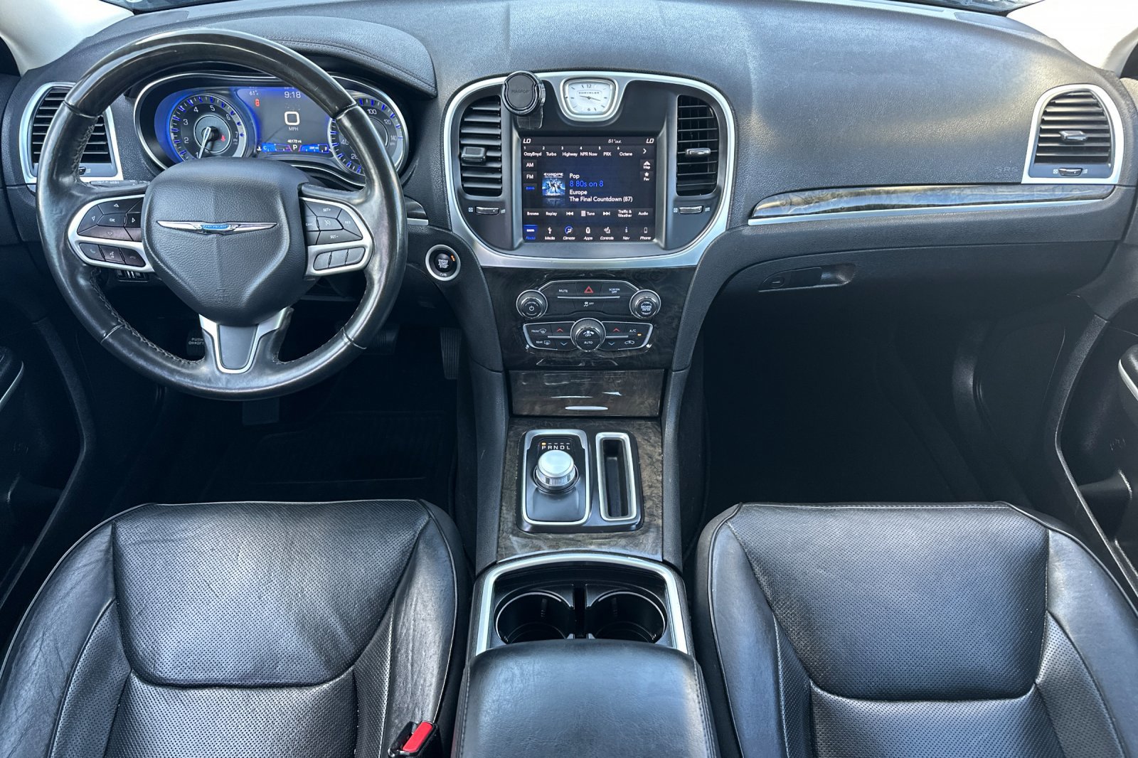 Used 2019 Chrysler 300 Limited RWD image 13