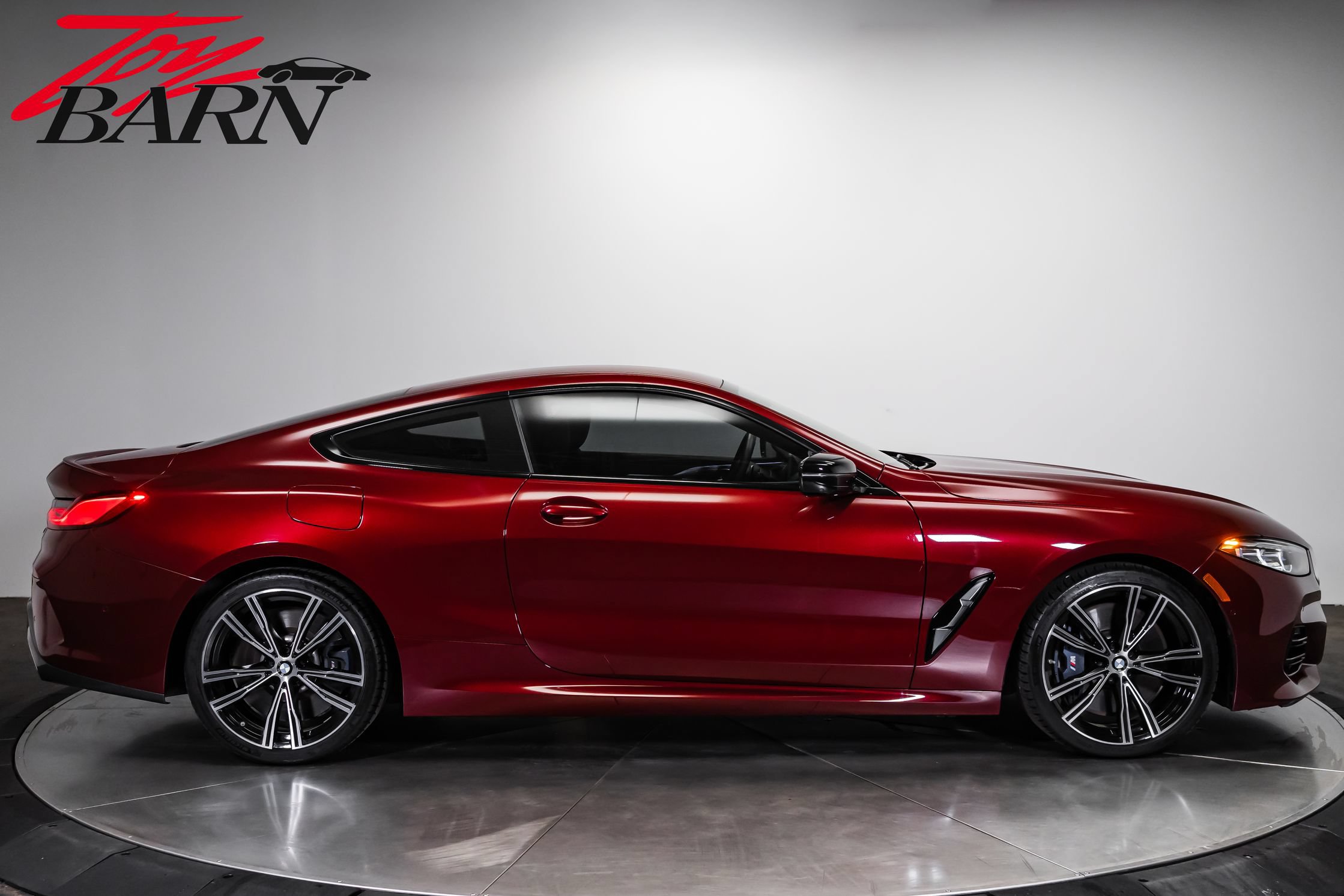 Used 2024 BMW M850i xDrive Coupe w/ Driving Assistance Package AWD/4WD image 6