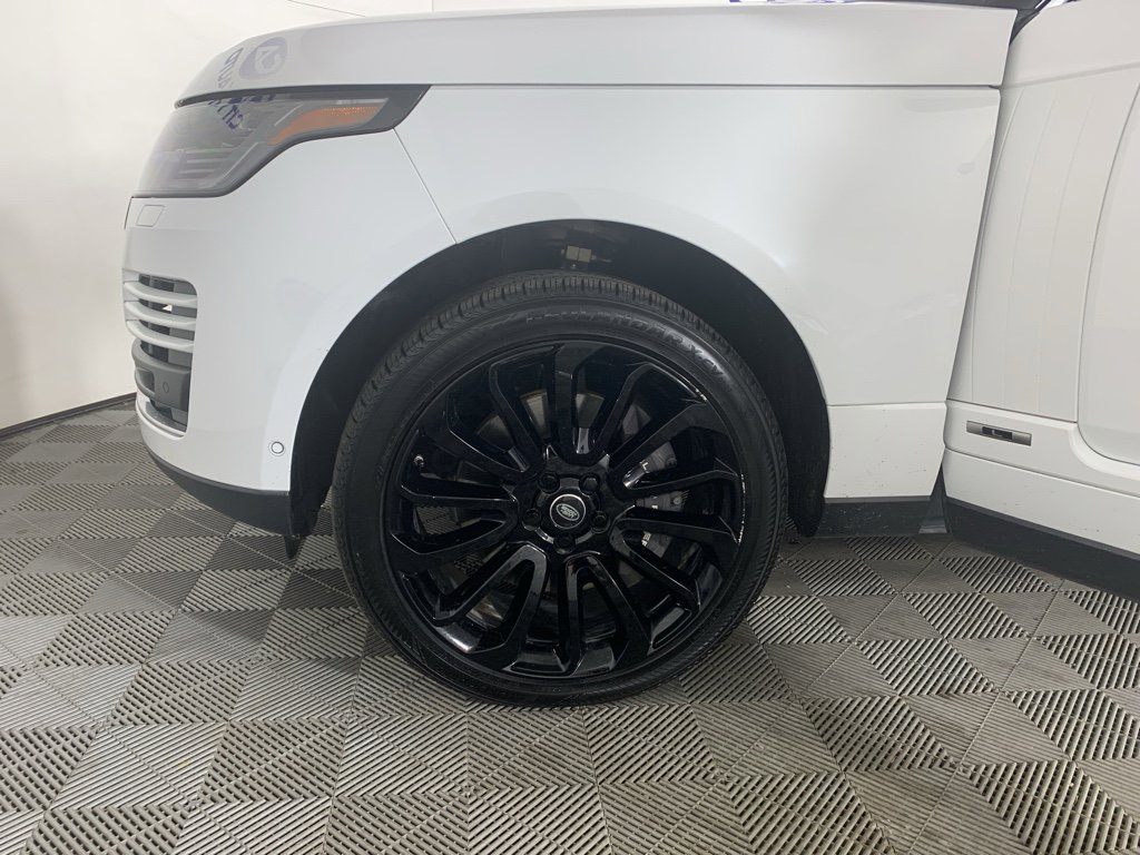 Used 2020 Land Rover Range Rover Long Wheelbase HSE image 11