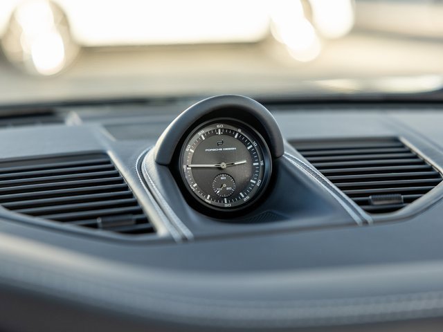 Used 2025 Porsche 911 Carrera GTS image 46