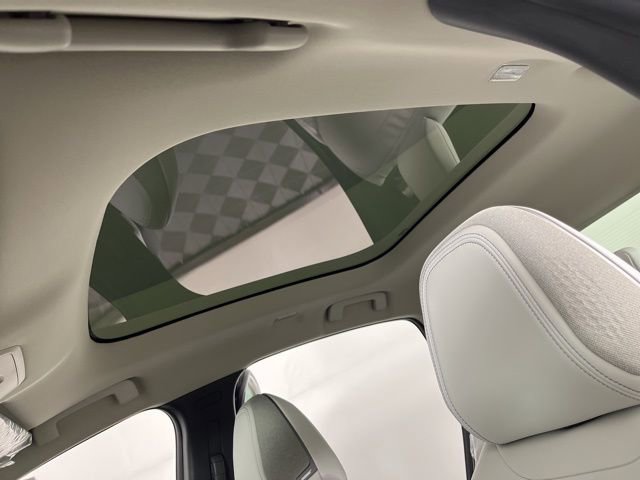 New 2026 Nissan Leaf Platinum+ w/ Cargo Package (Platinum+) image 34