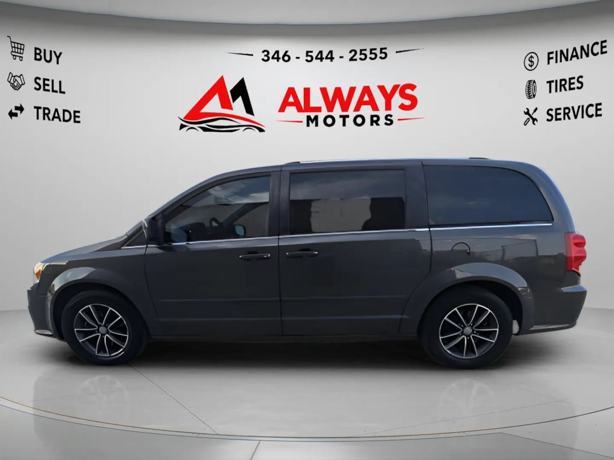 Used 2017 Dodge Grand Caravan SXT FWD image 26