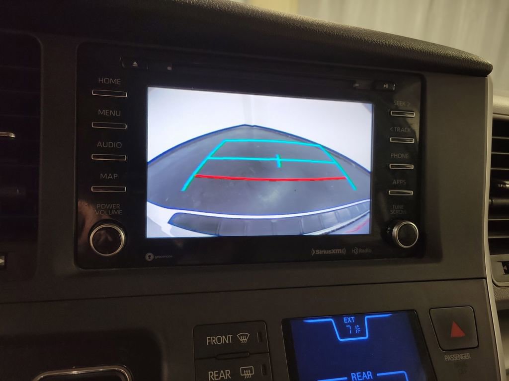 Used 2020 Toyota Sienna LE image 16