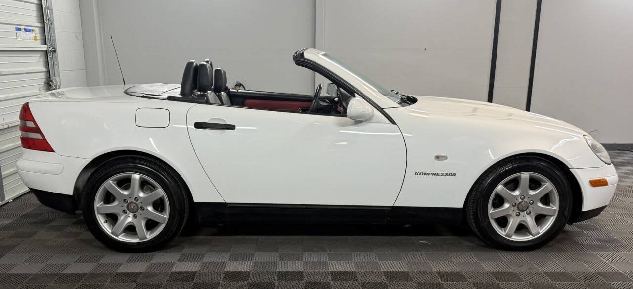 Used 1998 Mercedes-Benz SLK 230 image 2