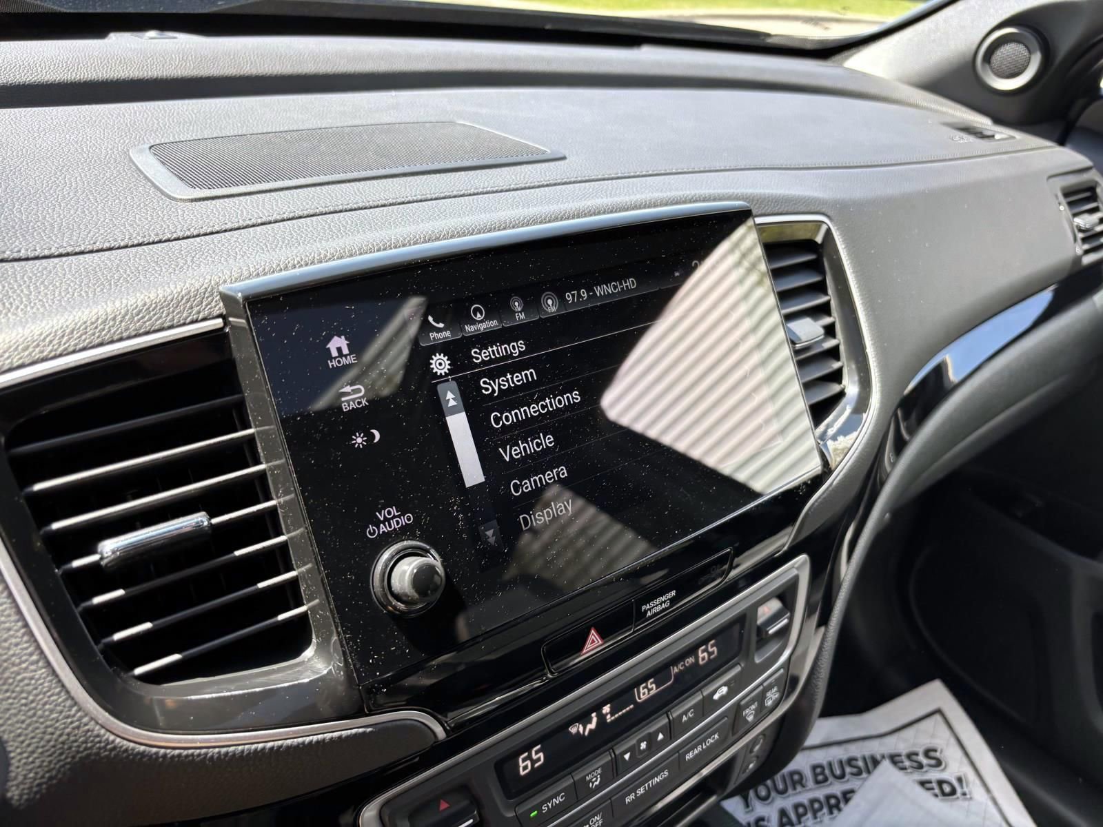 Used 2023 Honda Passport Elite image 19