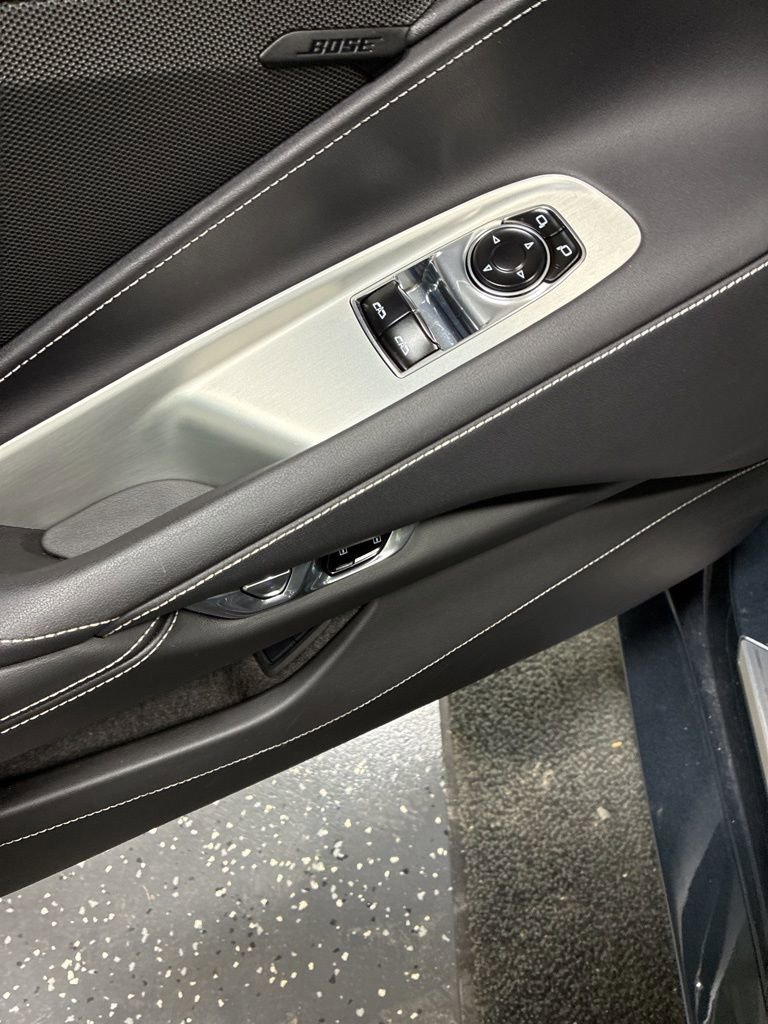 Used 2020 Chevrolet Corvette Stingray Coupe w/ 1LT image 10