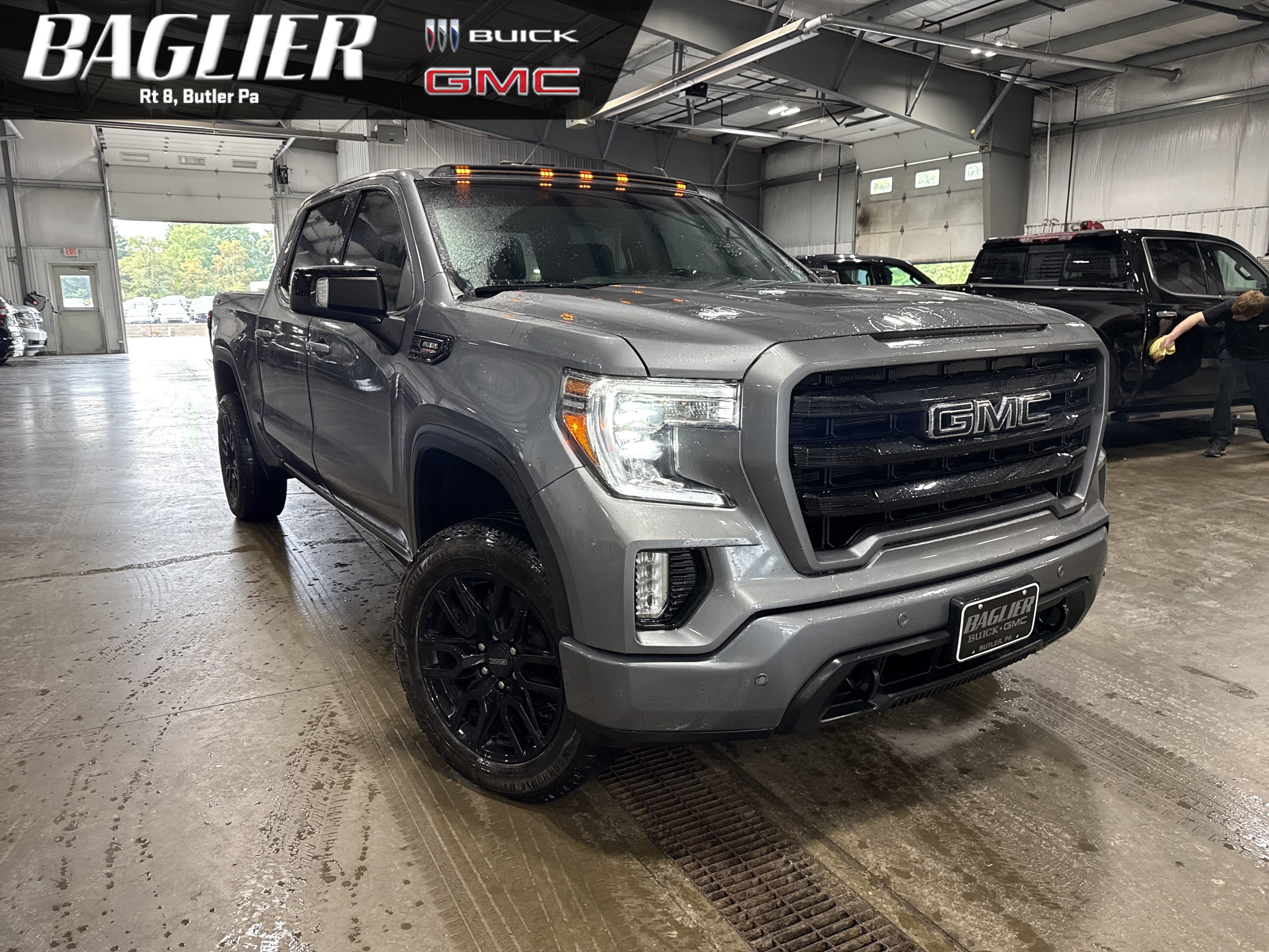 Used 2021 GMC Sierra 1500 Elevation AWD/4WD image 1