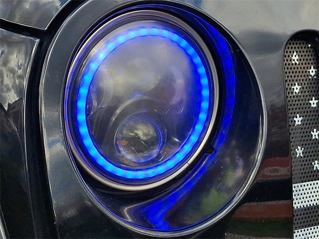 Used 2012 Jeep Wrangler Unlimited Sahara w/ Dual Top Group image 10