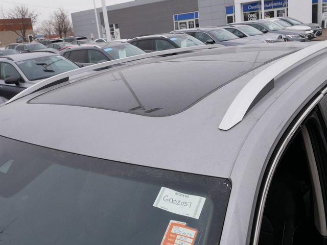 Certified 2025 Volkswagen Atlas SEL image 11