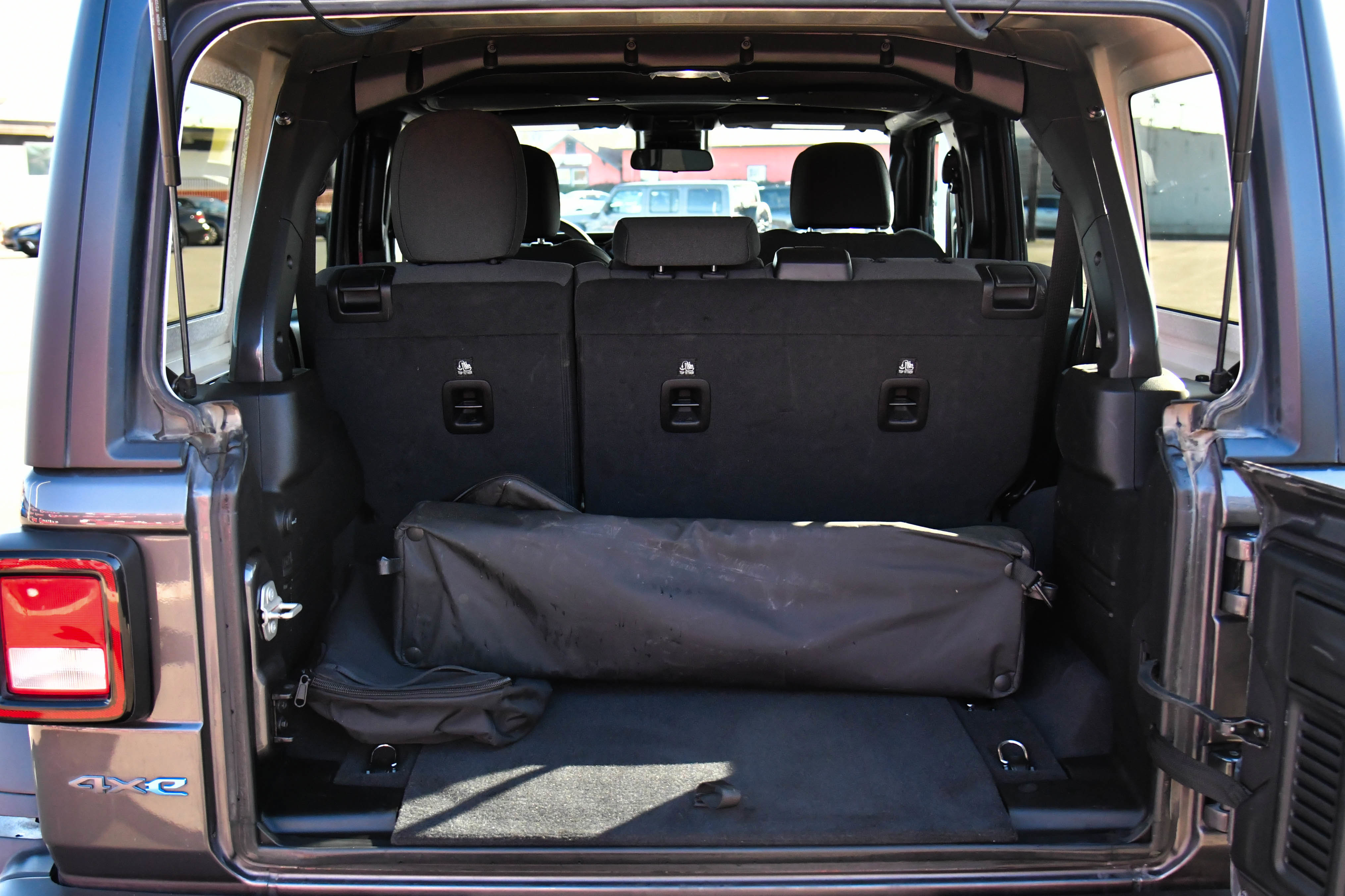 Used 2024 Jeep Wrangler Willys image 41