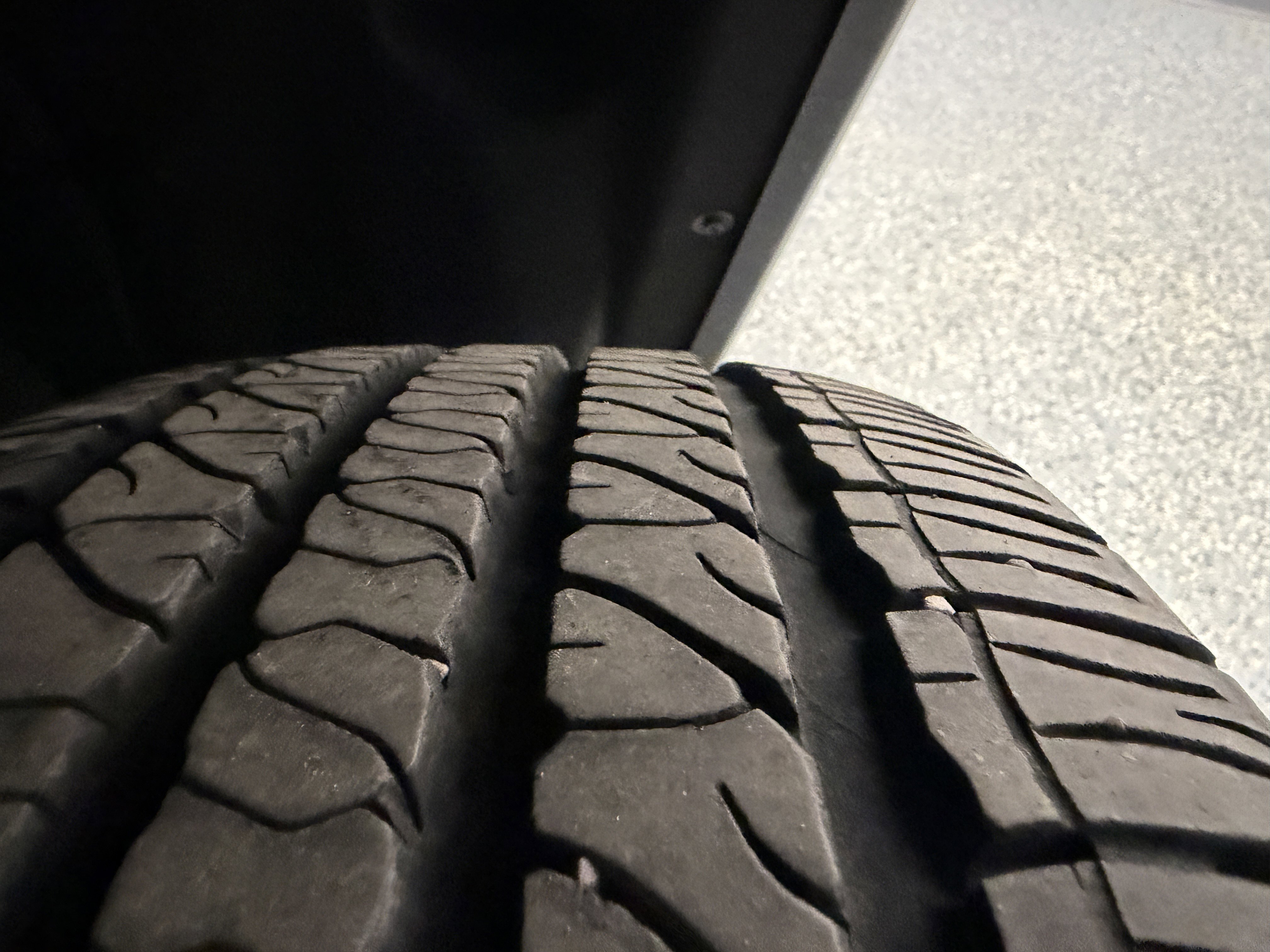 Used 2023 Jeep Grand Cherokee Laredo image 31