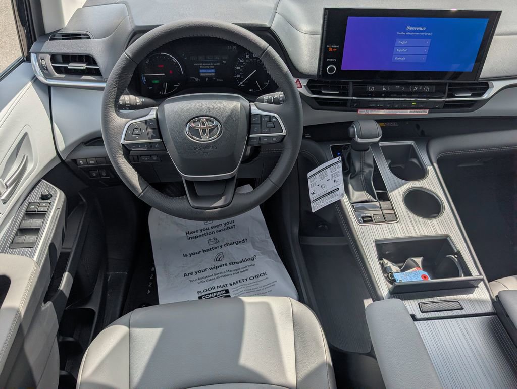 New 2026 Toyota Sienna XLE image 26