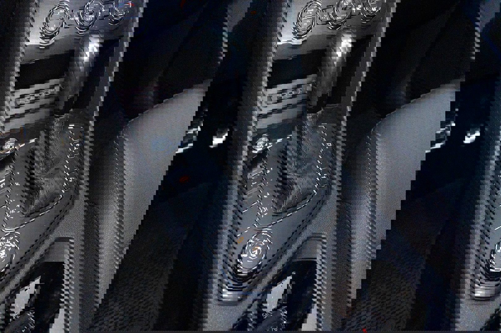 Used 2020 Volkswagen Tiguan SE R-Line w/ 3rd Row Seat Package image 50