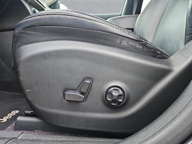 Certified 2016 Jeep Cherokee High Altitude image 16