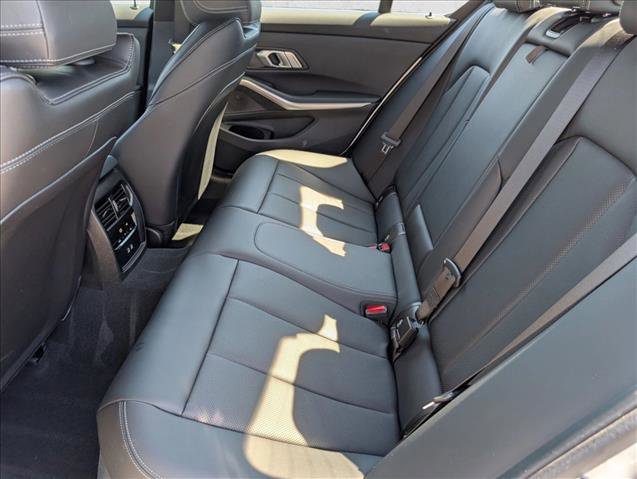 Used 2025 BMW 330i Sedan w/ Convenience Package RWD image 20