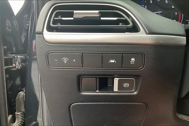 Used 2021 Hyundai Palisade SE AWD/4WD image 15