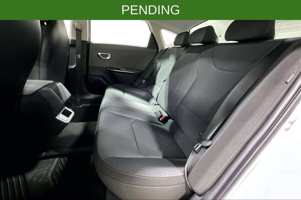 New 2025 Kia K4 LXS FWD image 18