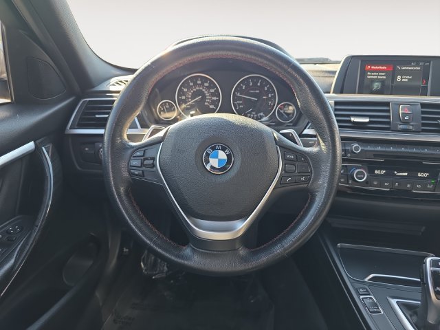 Used 2018 BMW 330i xDrive Sedan AWD/4WD image 12