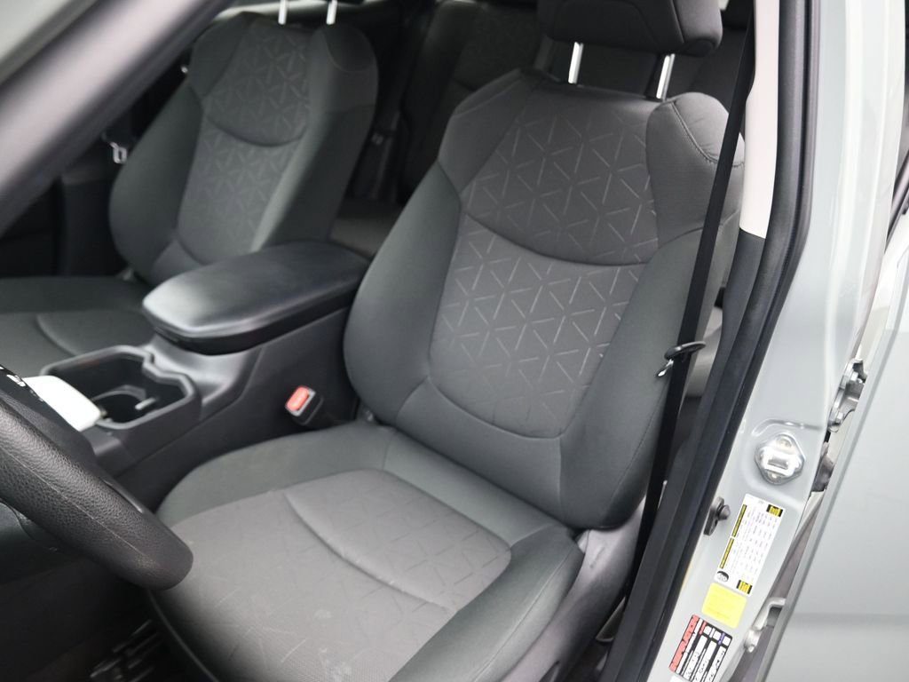 Used 2023 Toyota RAV4 XLE w/ Convenience Package image 10
