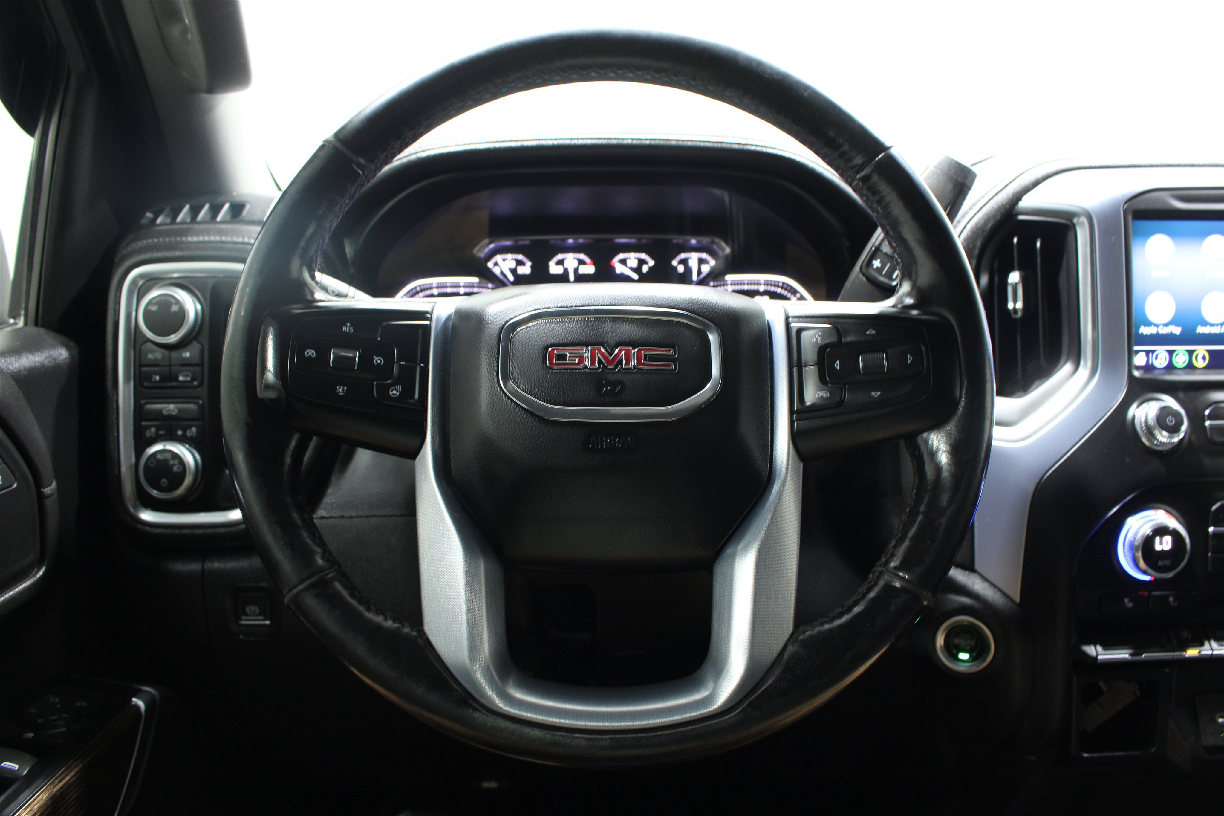 Used 2019 GMC Sierra 1500 SLE w/ SLE Value Package AWD/4WD image 11