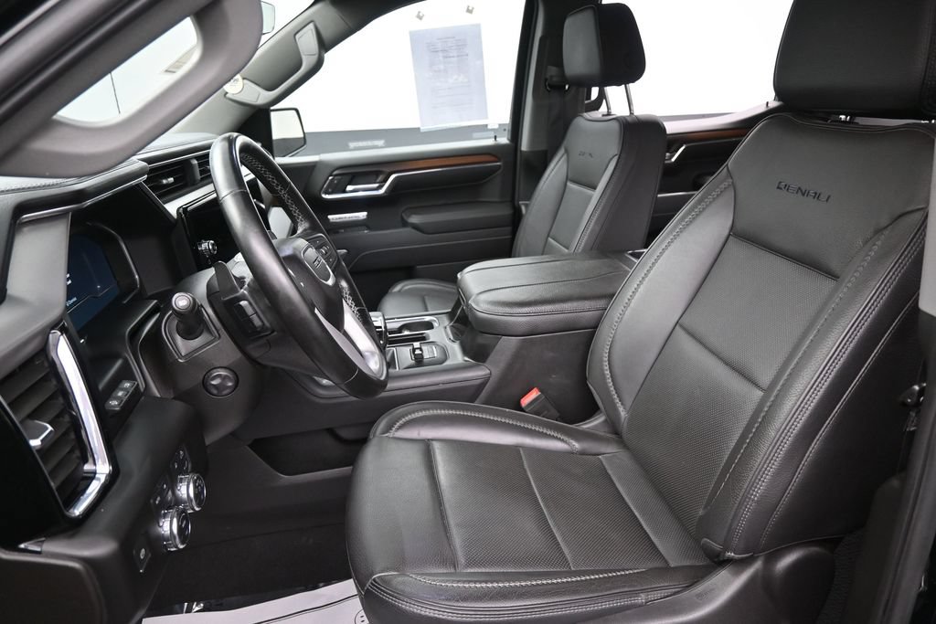 Used 2024 GMC Sierra 1500 Denali w/ Technology Package AWD/4WD image 22