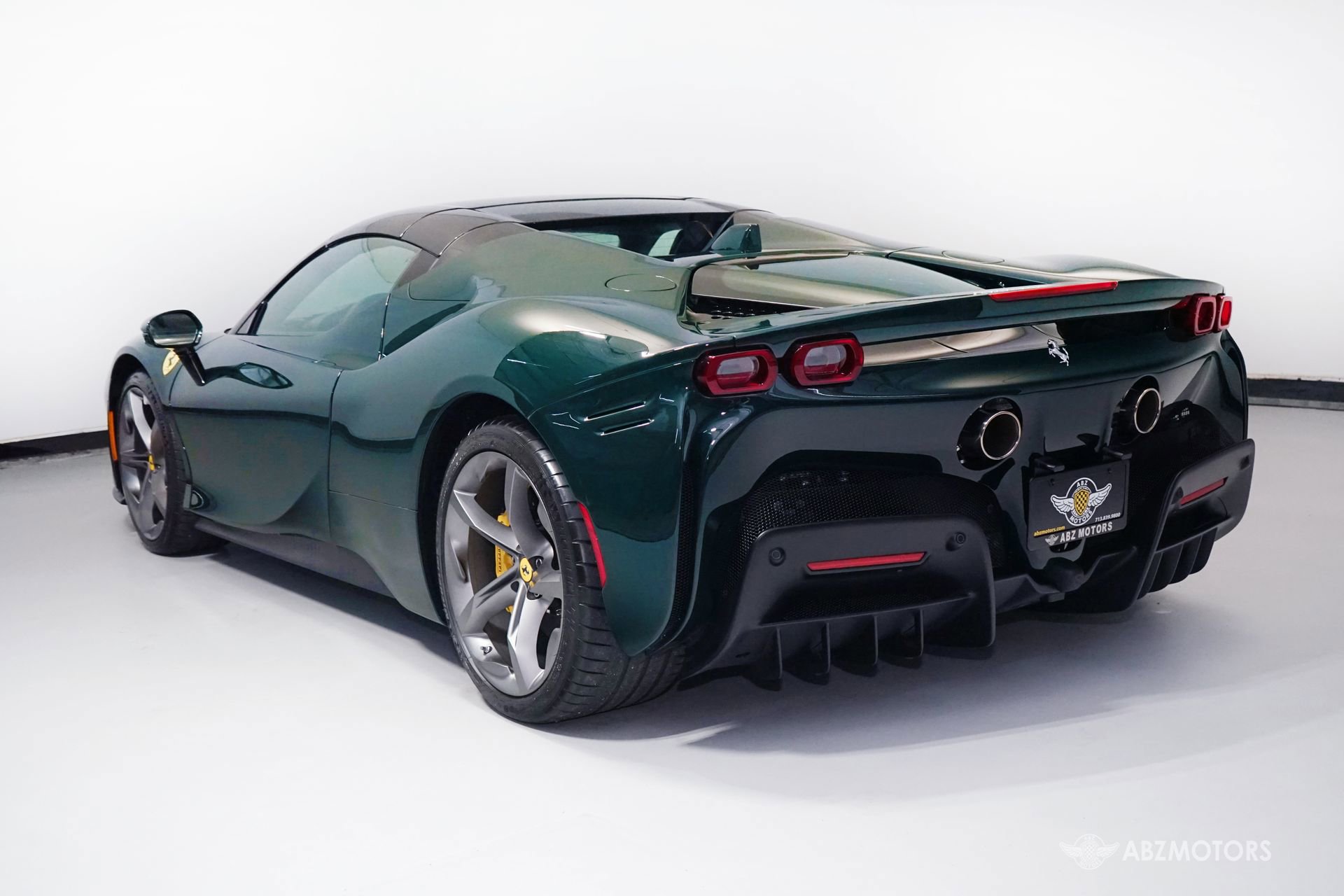 Used 2025 Ferrari SF90 Spider AWD/4WD image 7