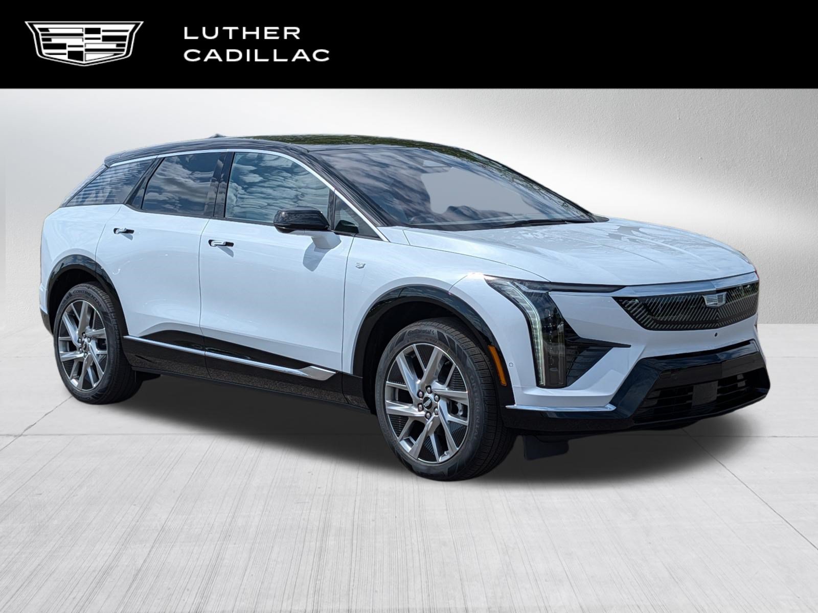 Used 2026 Cadillac Optiq Luxury 1 w/ LPO, Floor Liner Package AWD/4WD image 1