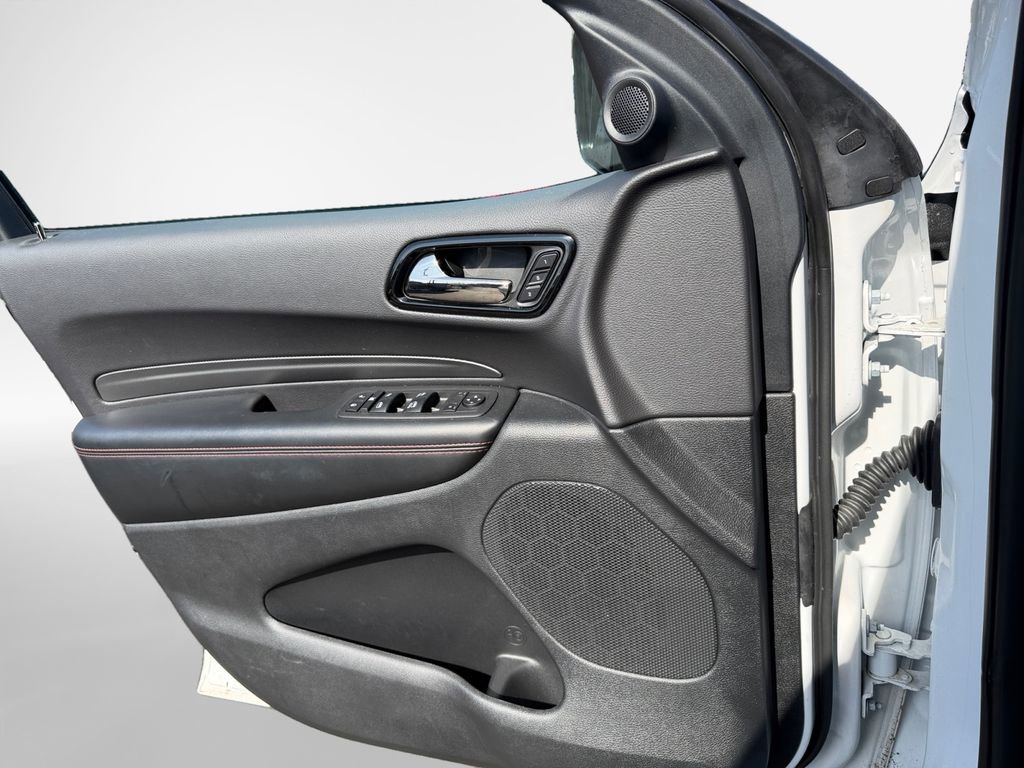 Certified 2025 Dodge Durango GT image 17