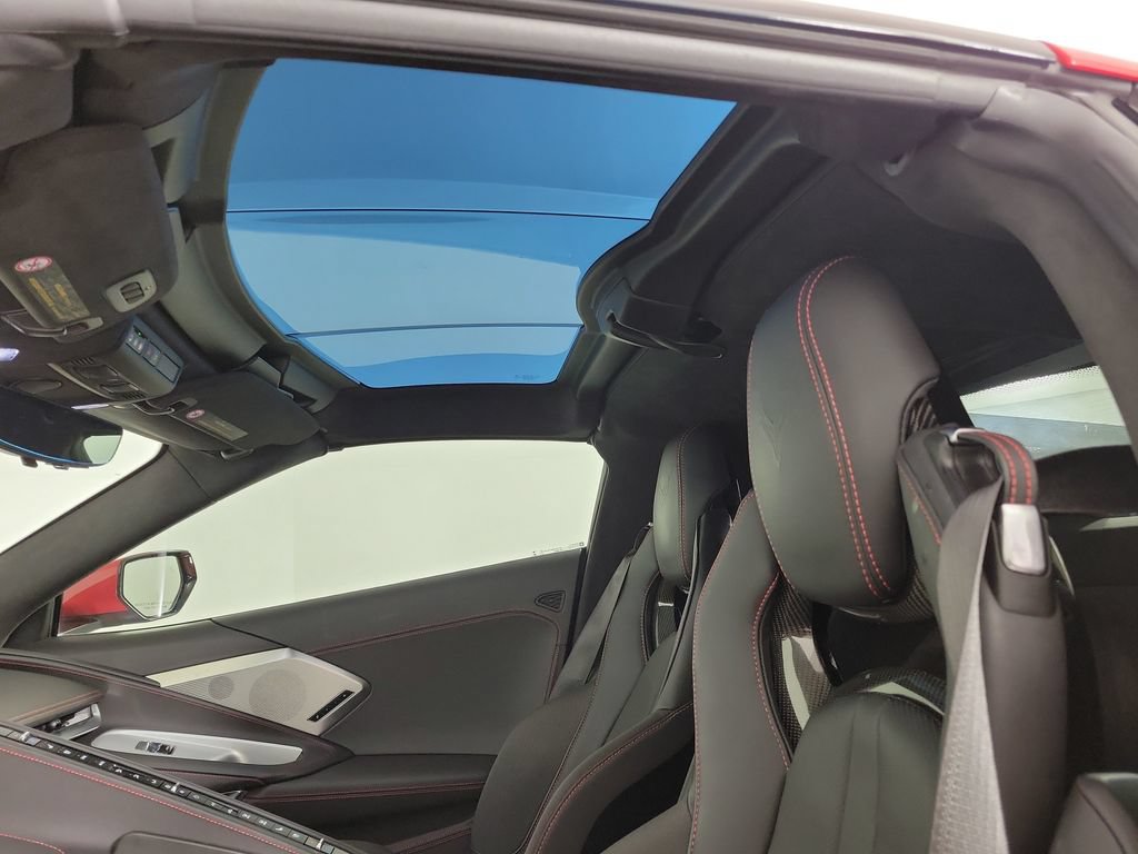 Used 2022 Chevrolet Corvette Stingray Premium Cpe w/ Z51 Performance Package RWD image 10