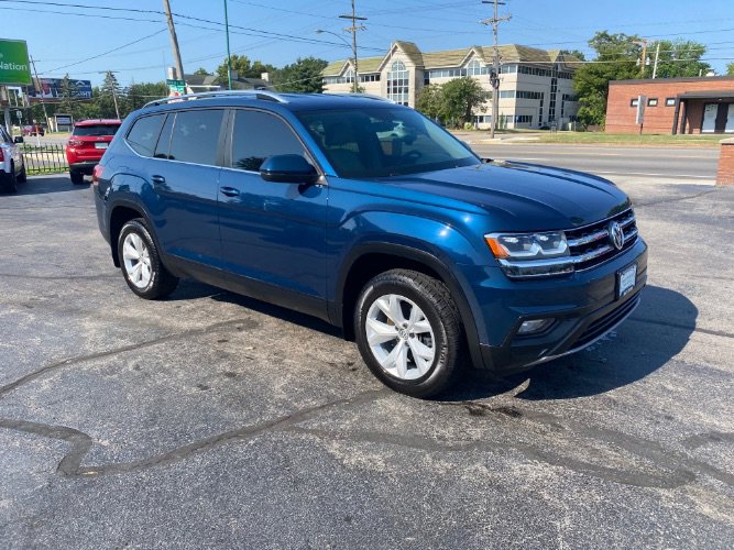 Used 2018 Volkswagen Atlas SE image 3