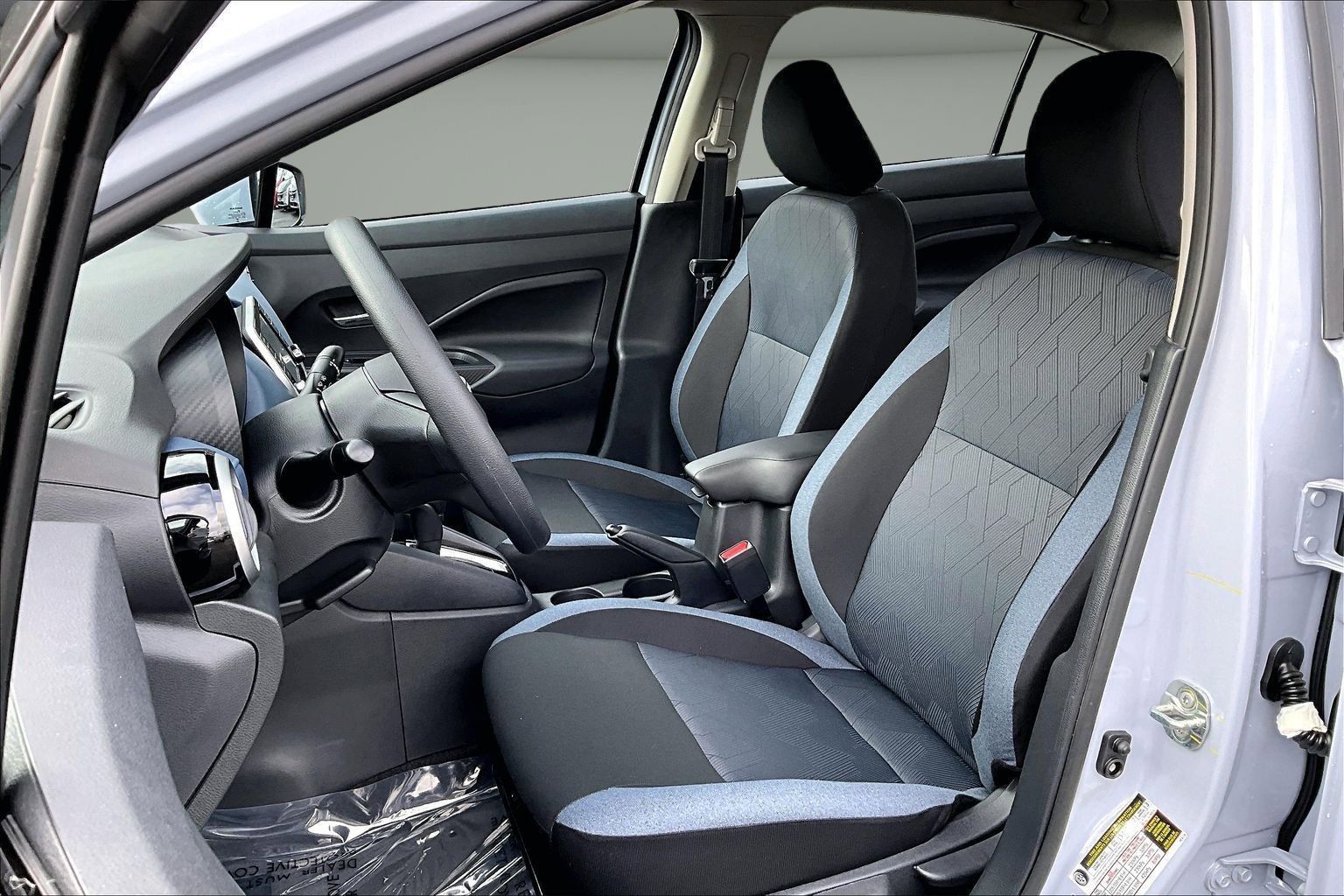 Used 2025 Nissan Versa SV w/ Trunk Package image 11