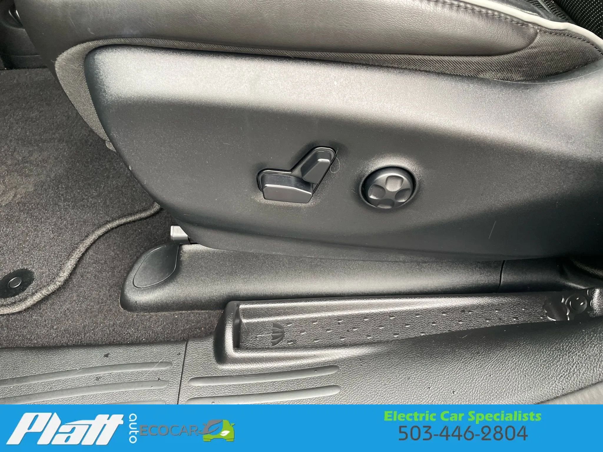 Used 2019 Chrysler Pacifica Limited w/ Advanced Safetytec Group image 25