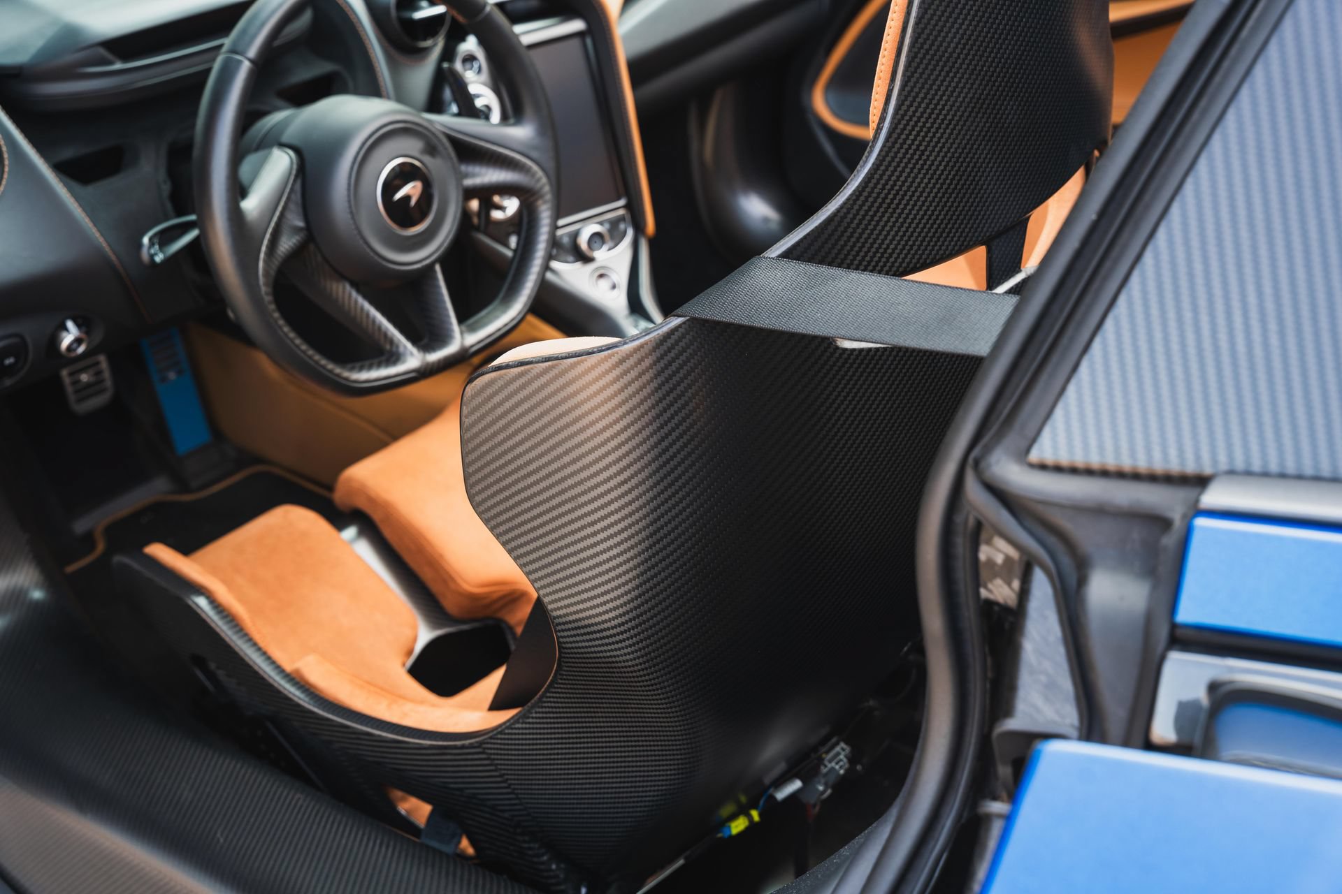 Used 2022 McLaren 765LT RWD image 39