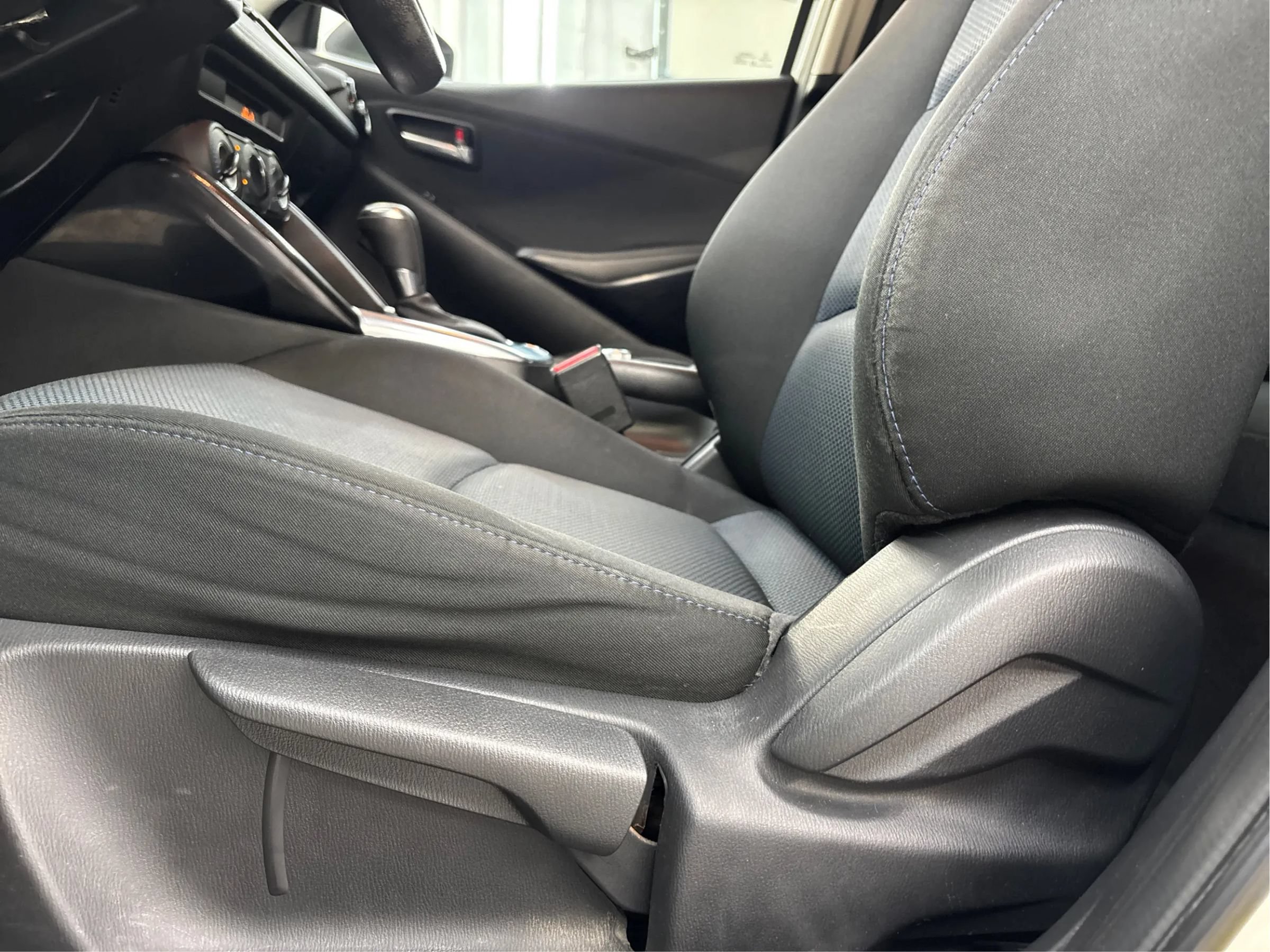 Used 2016 Scion iA FWD image 24