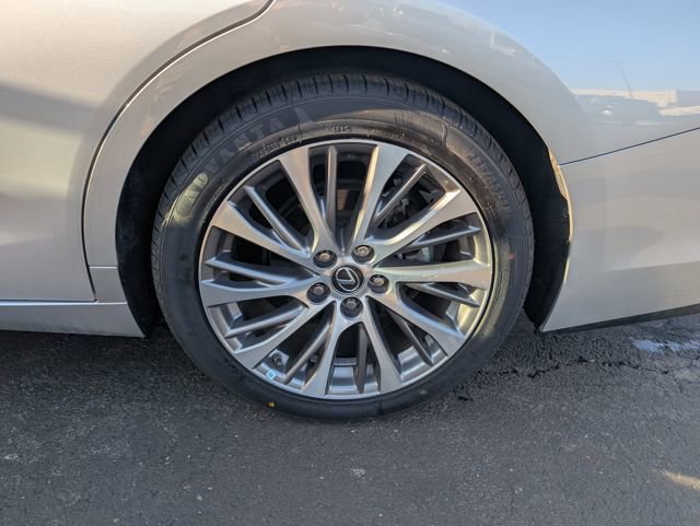 Used 2021 Lexus ES 350 w/ Premium Package image 24