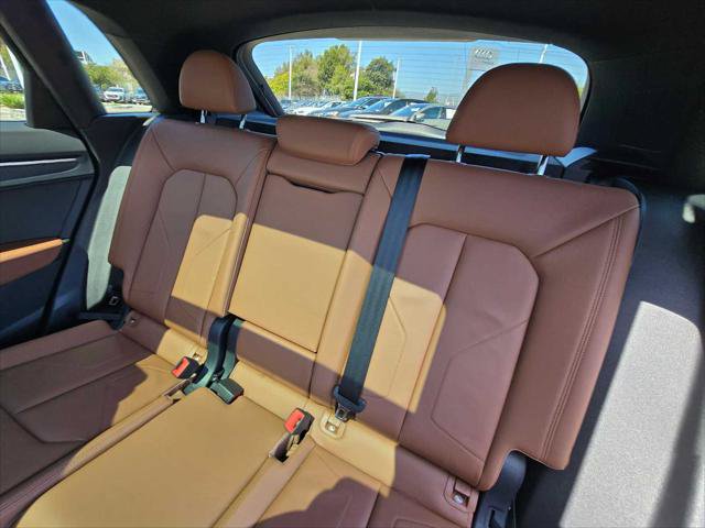 Used 2024 Audi Q3 2.0T Premium w/ Convenience Package AWD/4WD image 17