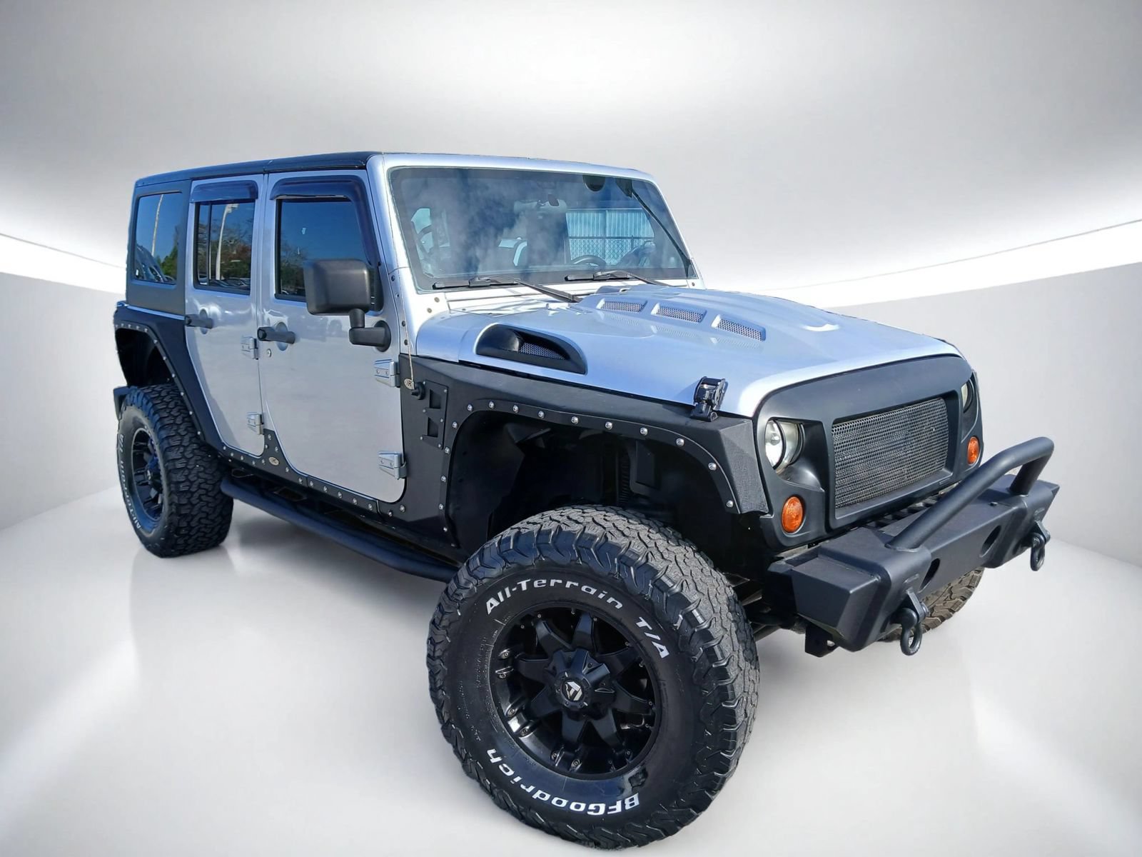 Used 2012 Jeep Wrangler Unlimited Sport AWD/4WD image 1