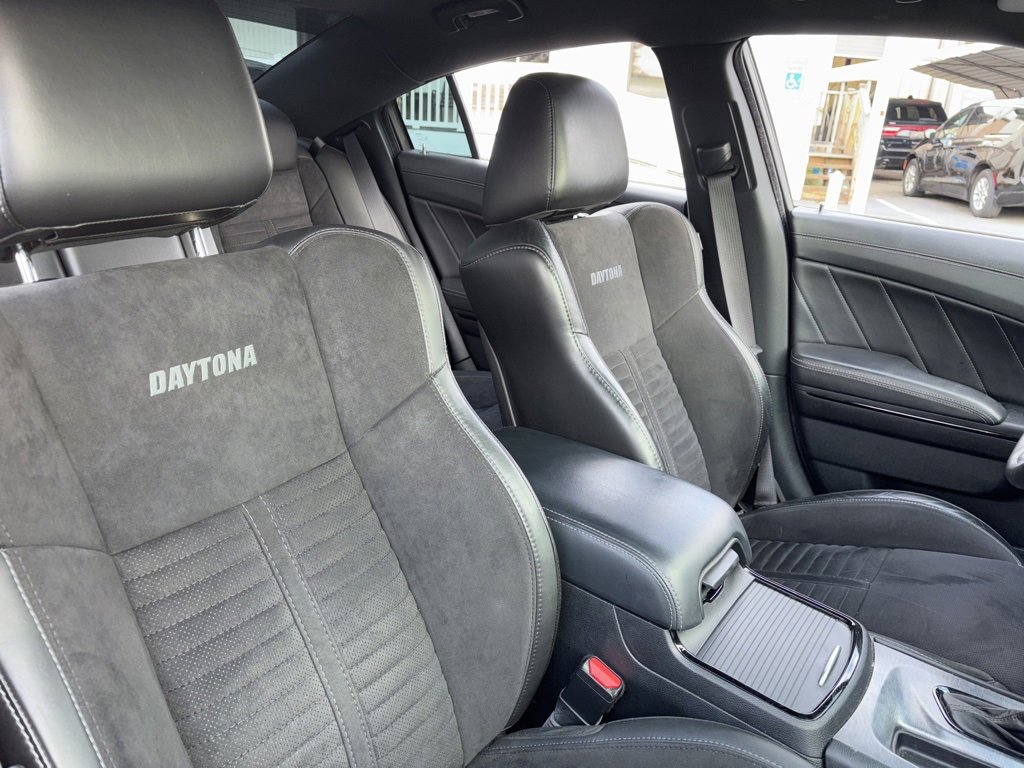 Used 2023 Dodge Charger R/T w/ Daytona Edition Group image 7