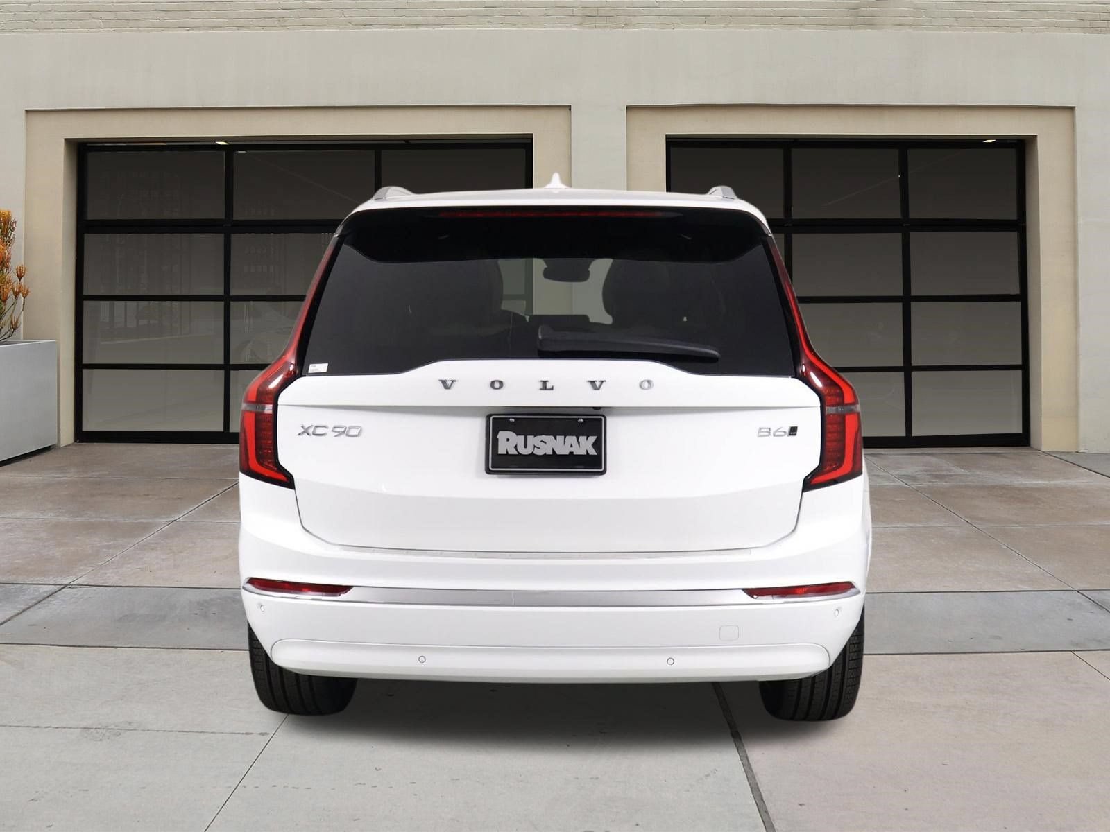 Certified 2026 Volvo XC90 B6 Plus w/ Protection Package AWD/4WD image 5