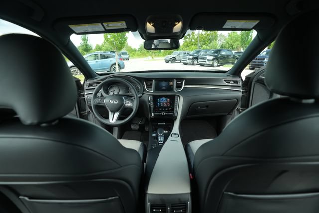 Used 2023 INFINITI QX55 Luxe w/ Cargo Package AWD/4WD image 26