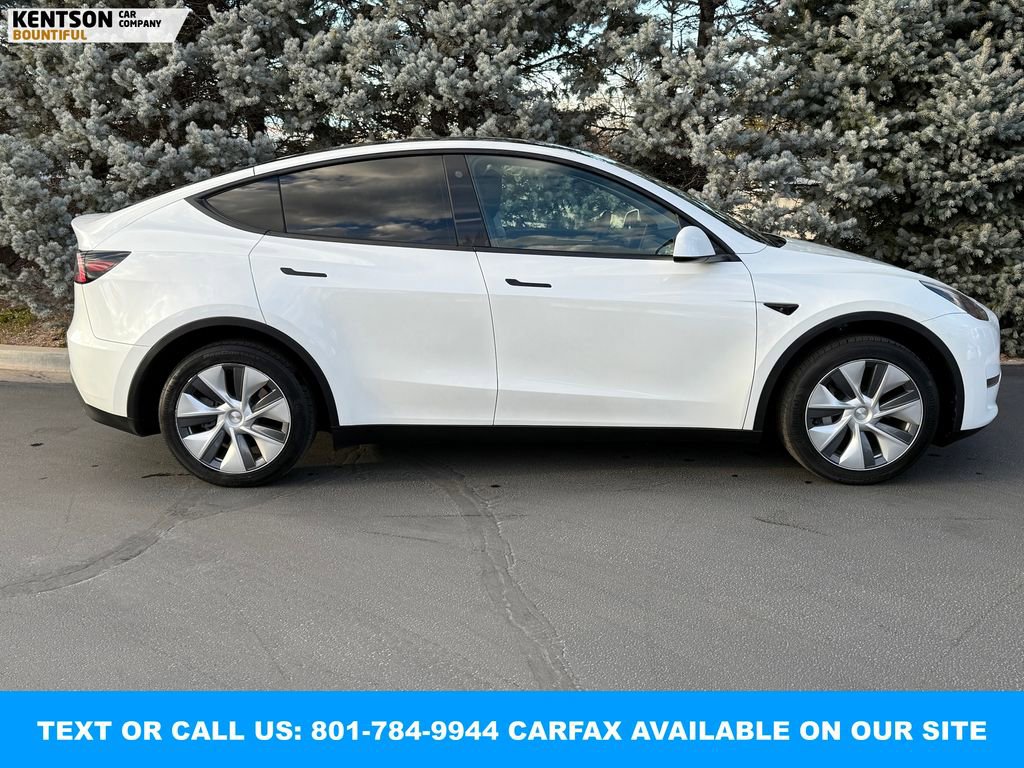 Used 2023 Tesla Model Y Long Range image 10