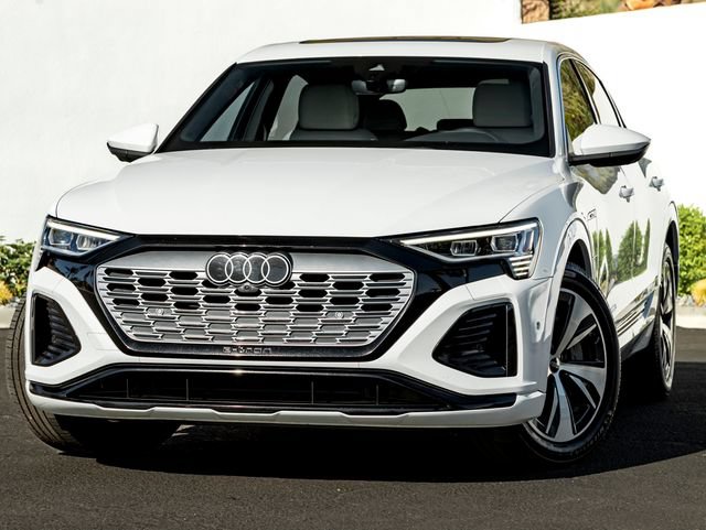Used 2024 Audi Q8 e-tron Premium Plus w/ Premium Plus Package AWD/4WD image 1