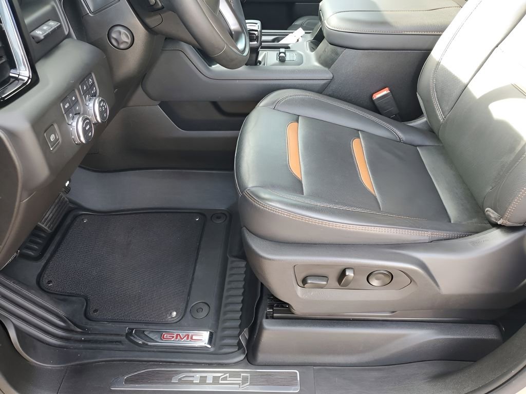 Used 2023 GMC Sierra 1500 AT4 w/ Technology Package image 32