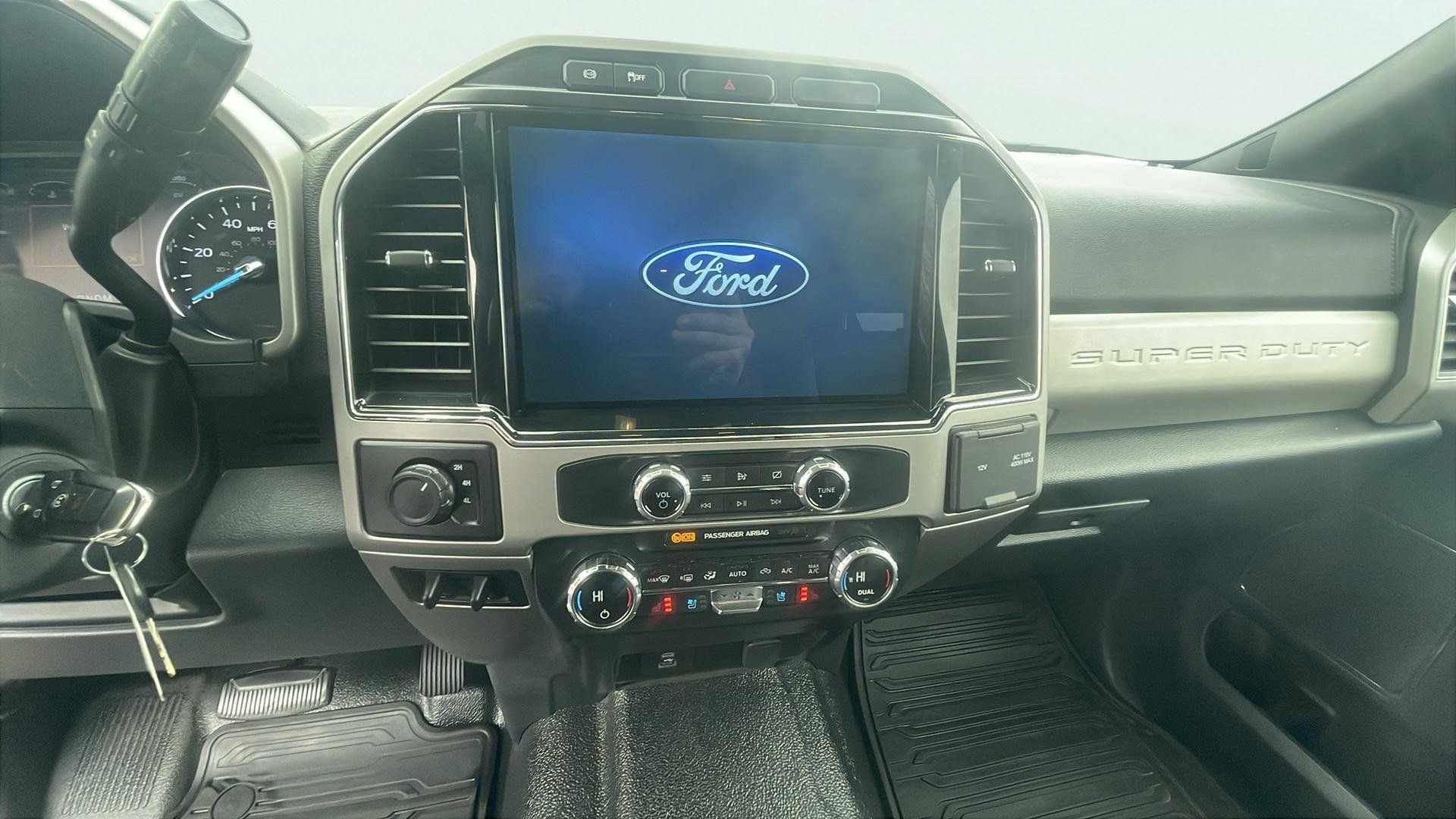 Certified 2022 Ford F350 Lariat w/ Lariat Value Package image 13