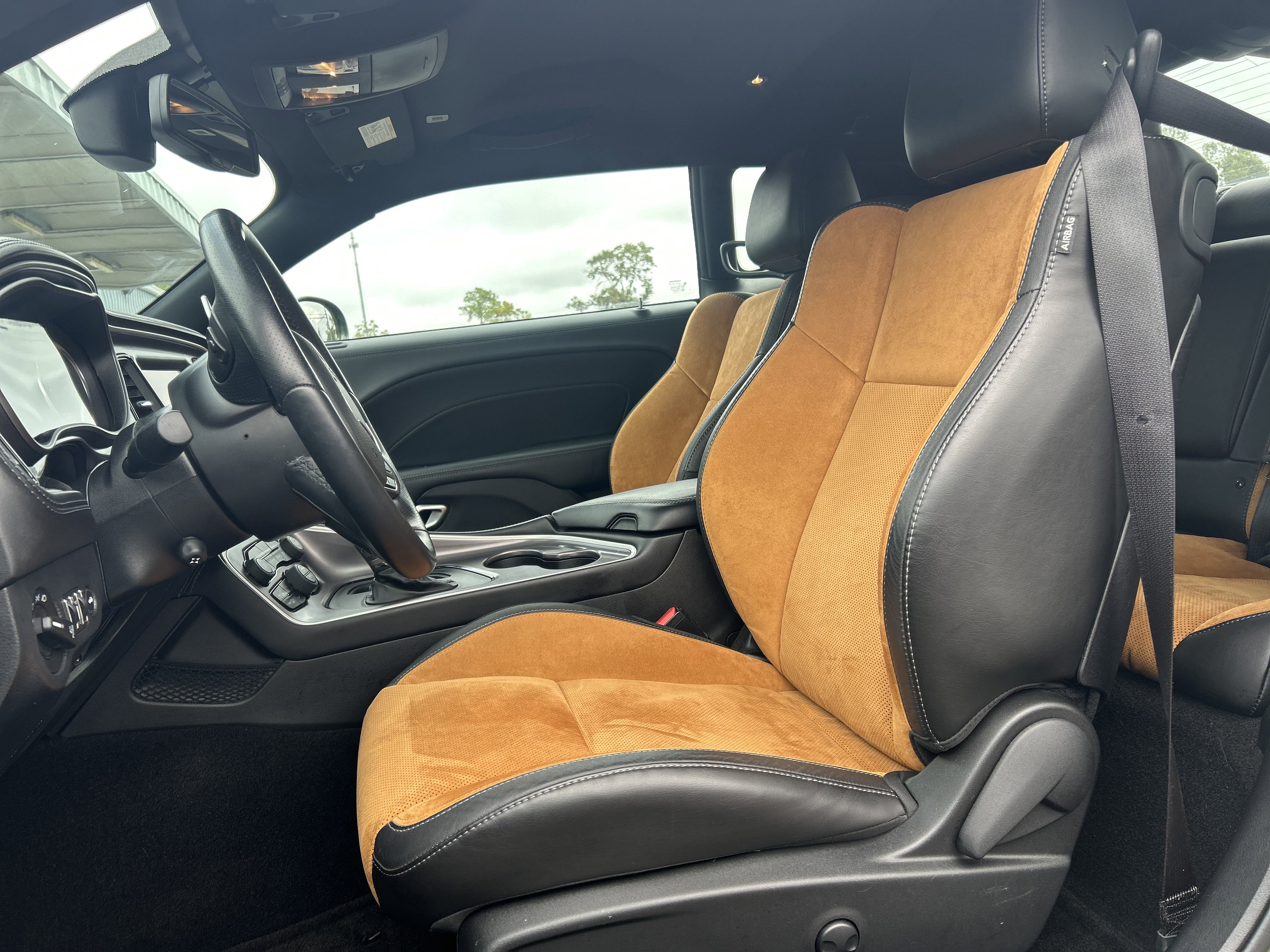 Used 2022 Dodge Challenger GT w/ Plus Package image 10